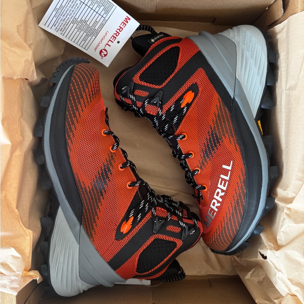 Merrell Red and Black Athletic Hiking Boots Rogue Mid GTX NWT